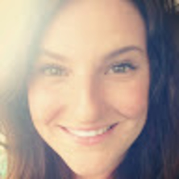 Meet your Posher, Samantha - Picture 1 of 1